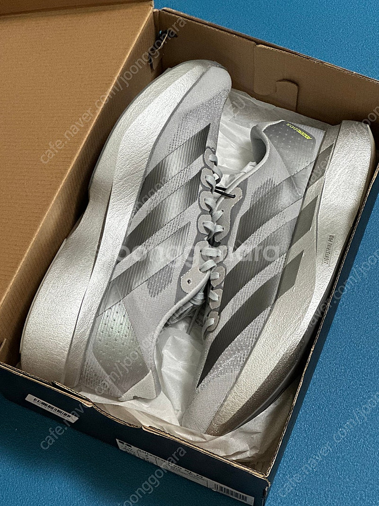 아디다스 러닝화 Evo sl 메탈릭 실버 255--1