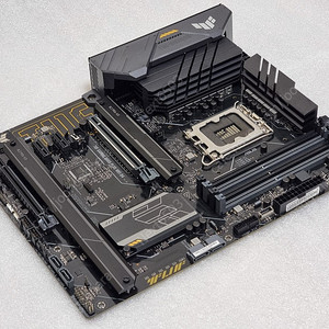 ASUS TUF Gaming B660-PLUS WIFI D4 팝니다.