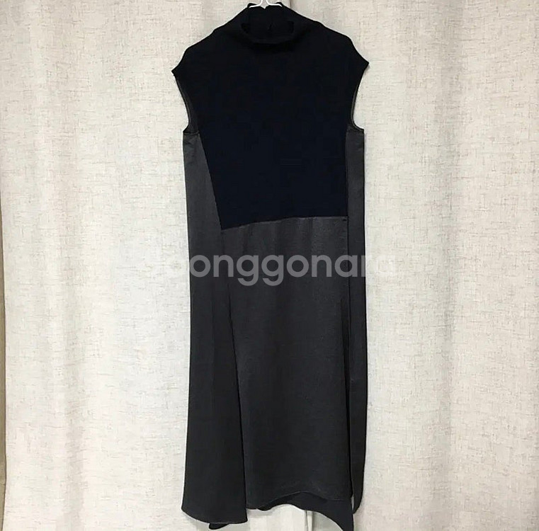 시스템 21 새틴 블록 니트 롱 원피스 66--3