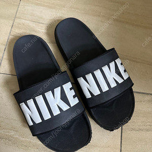(270) 나이키 슬리퍼 블랙