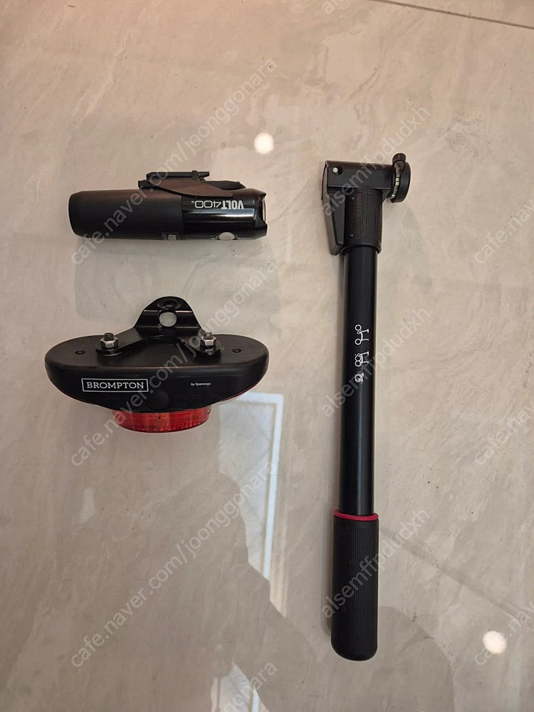 브롬톤 후미등 전방등 펌프--1