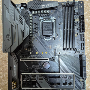 애즈락 z370 보드 팝니다(백패널 O)
