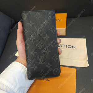루이비통 지갑 브라짜월릿 이클립스 장지갑 보증서정품