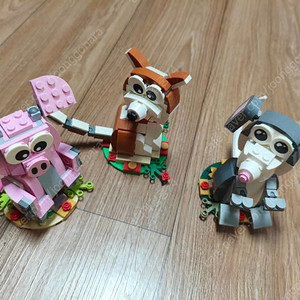 레고 21301 올해의개 쥐 돼지 팝니다