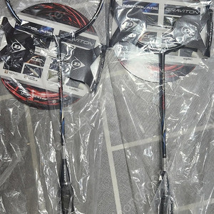 배드민턴 라켓 던롭 그라비통 nx8.2