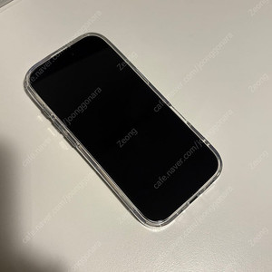 아이폰 16프로 256g 화이트티타늄 카메라무음(해외판) 팝니다. 거의 새제품 싸이클수 1