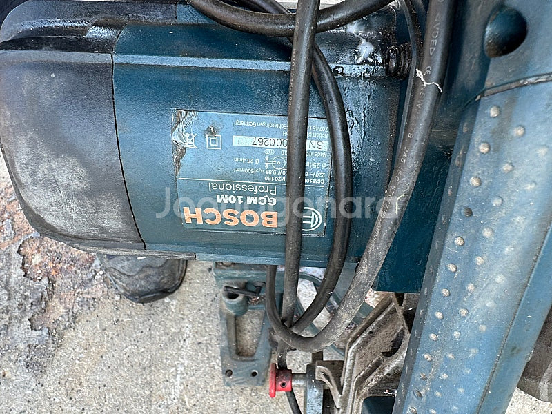 Bosch GCM 10M 각도절단기(사용감 많아요)--5