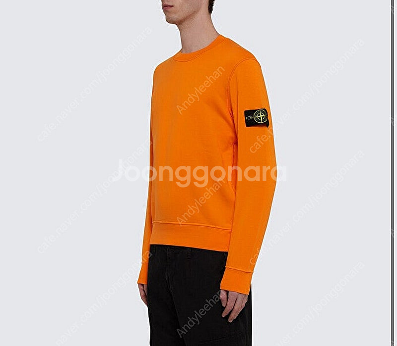 (M) 스톤아일랜드 맨투맨 95~100--7