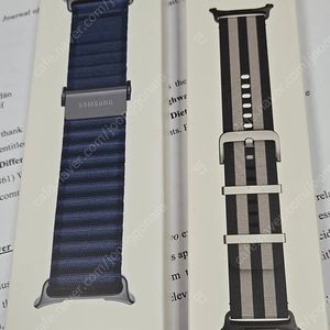 갤럭시 워치 울트라 트레일 밴드 (블루), 나토밴드 (블랙) 일괄 판매합니다.
