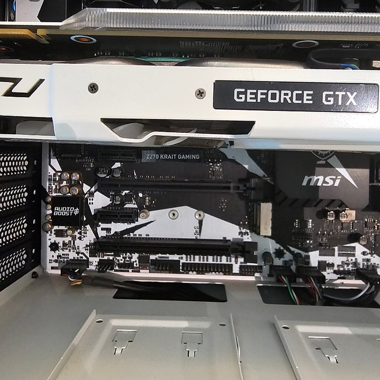 i7-7700K 커세어/NZXT 수냉식 게이밍 데스크탑--9