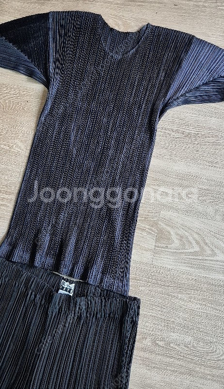 정품 이세이미야케 플리츠플리즈 ISSEYMIYAKE 블...--6