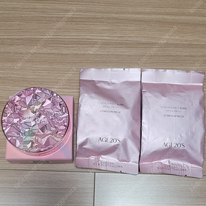 에이지투웨니스 에센스 팩트, 숨37° 워터풀 씨씨 쿠션, 웨이크메이크 워터 벨벳 커버 쿠션, 헤라 블랙쿠션 공케이스