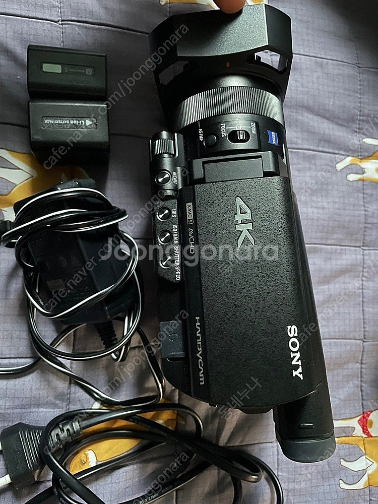 소니 AX700 4K 캠코더--1