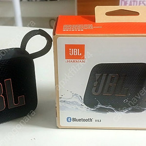 JBL Go 4 블루투스 스피커입니다.
