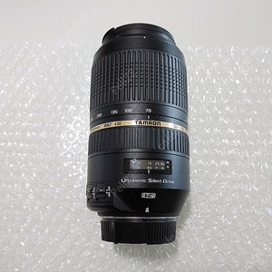 탐론 SP 70-300mm F4-5.6 니콘F (A005N) 망원렌즈 팝니다