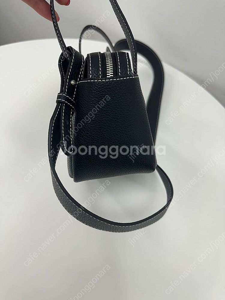새상품)리유르 아롱디백 미니 블랙 (이태리소가죽)--3