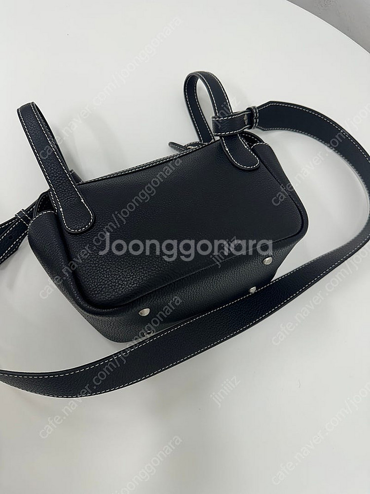 새상품)리유르 아롱디백 미니 블랙 (이태리소가죽)--4