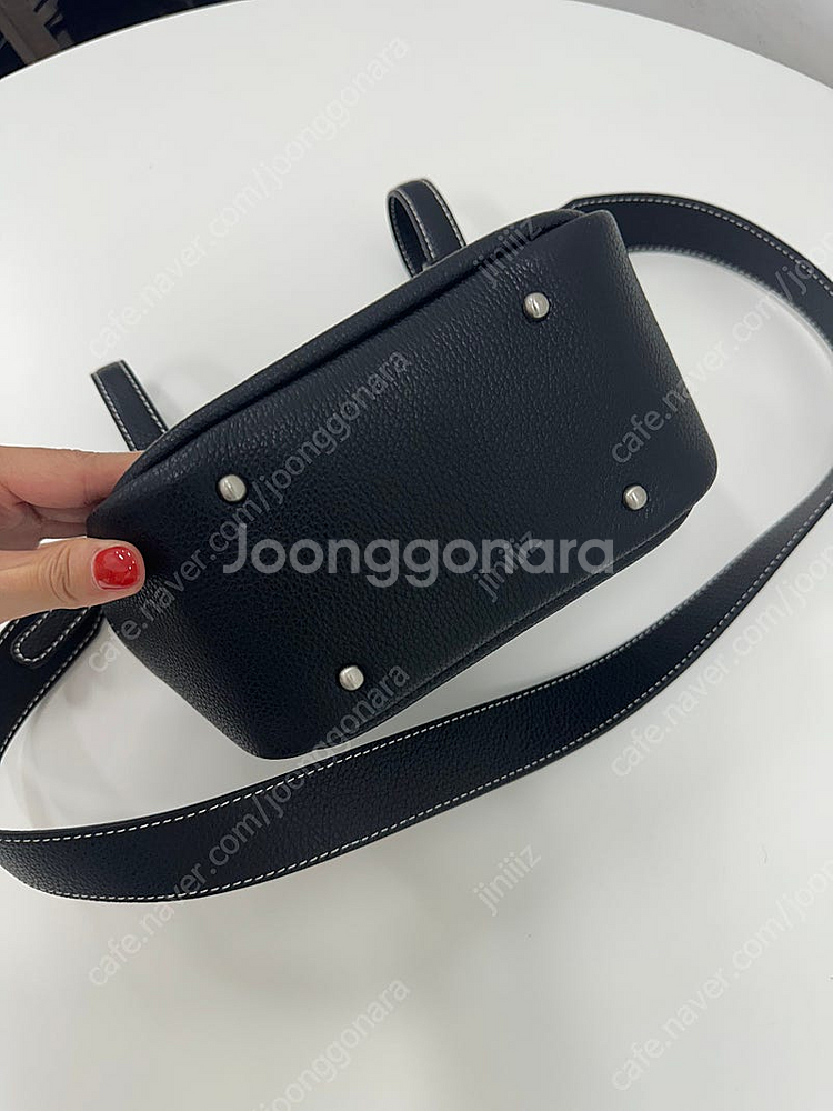 새상품)리유르 아롱디백 미니 블랙 (이태리소가죽)--5