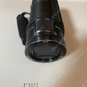소니 AX43A + 메모리카드 + 배터리 + 삼각대 판매합니다. (24년 12월 구매 / 상태 좋음)
