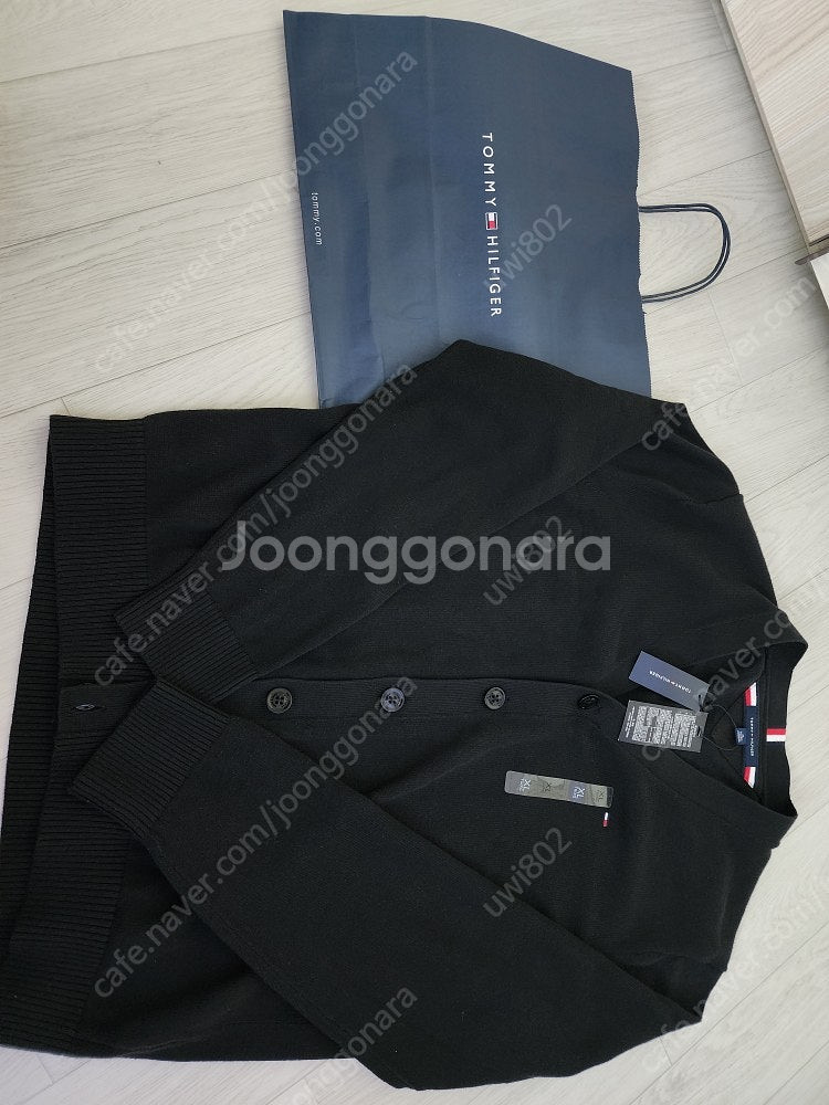 새상품)타미힐피거 블랙 가디건 XL 105~110사이즈...--0
