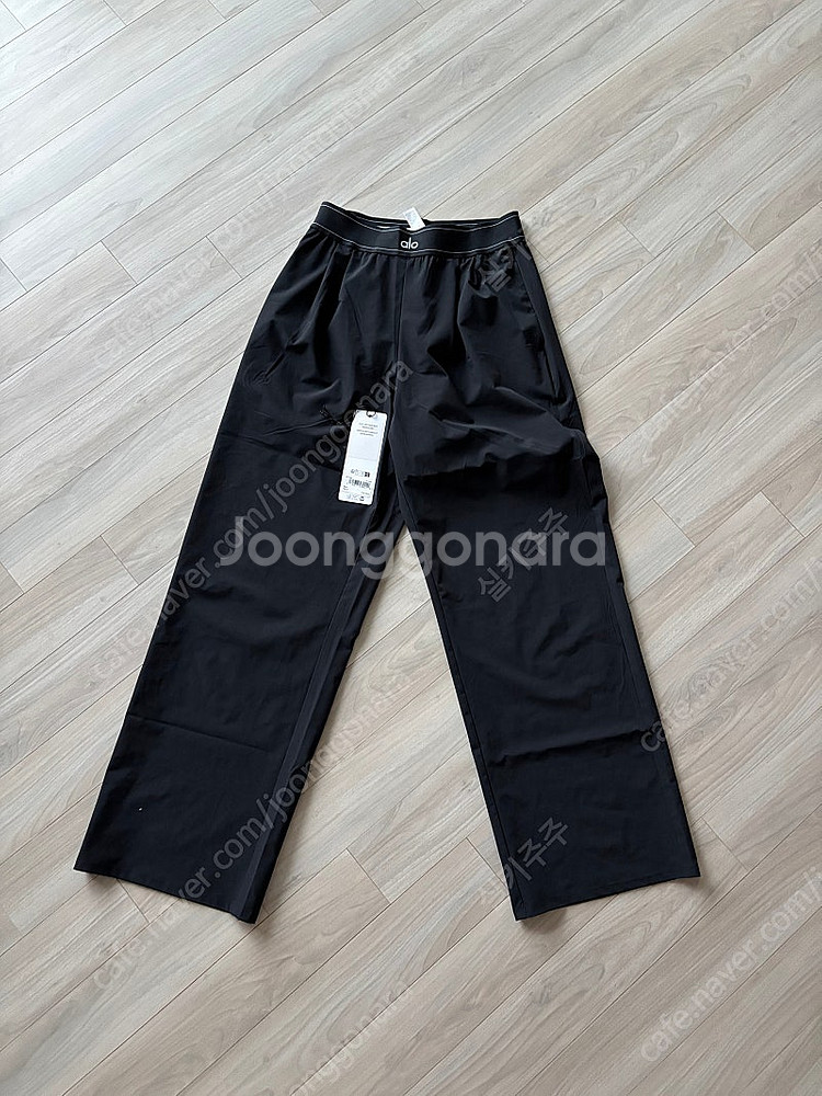 alo 알로 트라우저 팬츠 xs 교환가능--0