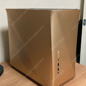 itx sff 컴퓨터 본체 4070s. 12900k 팝니다.