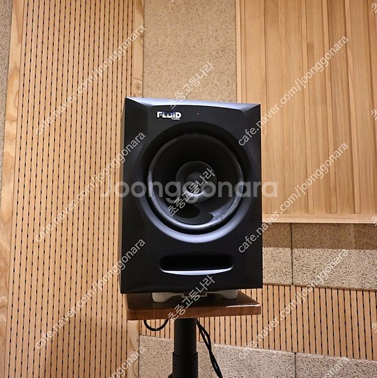플루이드오디오 fx80 8인치 동축모니터스피커 팝니다.--0