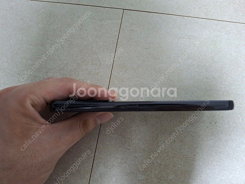 갤럭시s22 256기가 (파손) 팝니다--3