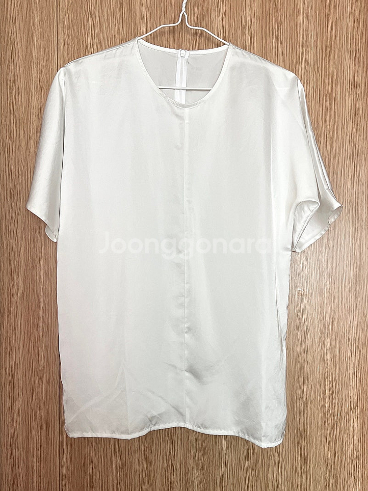 한섬 시스템 새틴 블라우스 (정가31만)--0