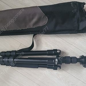 호루스벤누 여행용 삼각대 (3.5만원)