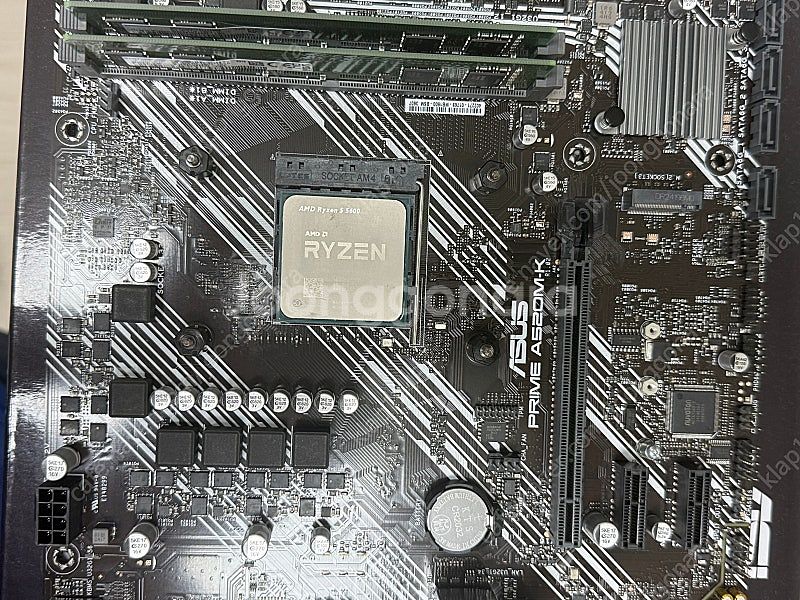 라이젠 5600 a520m-k 8*2 팔아요--1