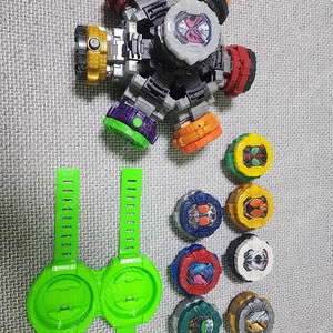 가면라이더 드라이브 드라이버, 가면라이더 제로원 DX 에임즈 샷 라이저, 덴오 건 라이너, 위저드 드라이버, 드래고 라이즈링, 위자드래곤, 타임드라이버 워치 빌드라이드워치