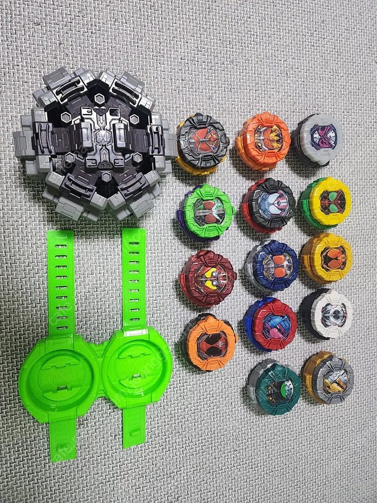 가면라이더 드라이브 드라이버, 가면라이더 제로원 DX 에임즈 샷 라이저, 덴오 건 라이너, 위저드 드라이버, 드래고... 이미지