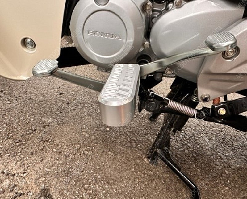 슈퍼커브 논슬립 발판 둥근 사각 c125 이미지