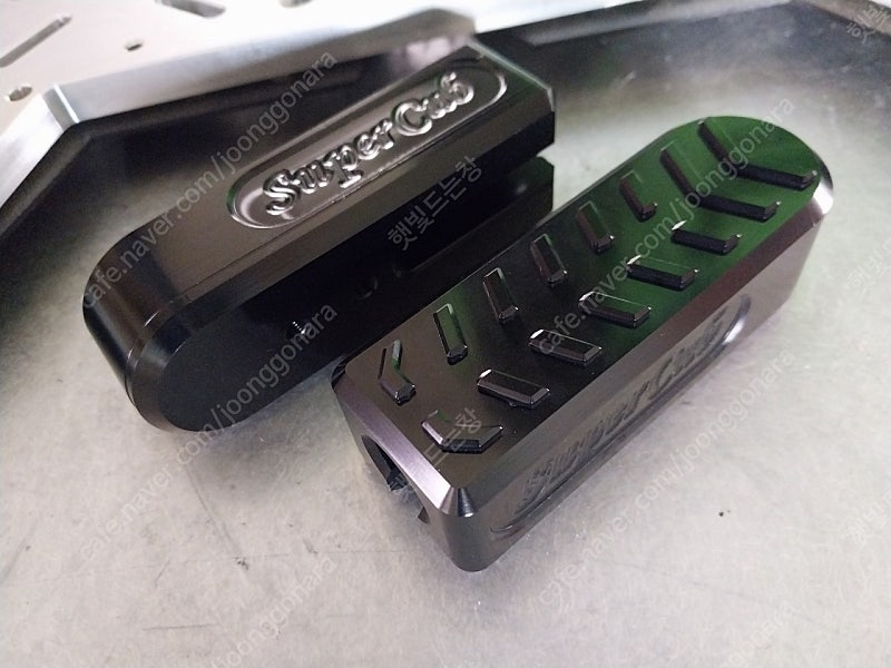 슈퍼커브 논슬립 발판 둥근 사각 c125 이미지