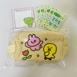 페리페라 최고심 파우치(미개봉) + 메모지 팝니다!