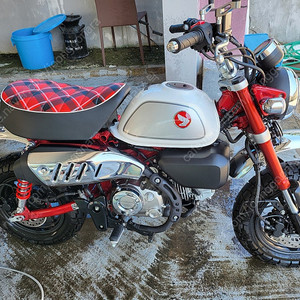 몽키125. 23년 9월 구입. 1015km.