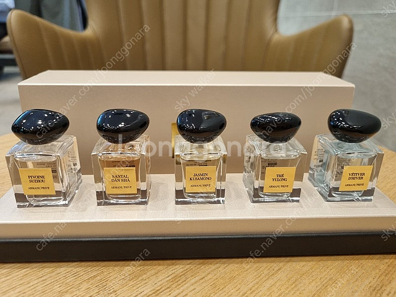 아르마니 프리베 자스민쿠사모노7.5ml--0