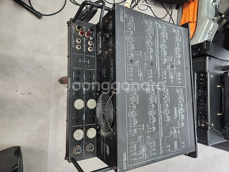 피베이앰프CS1200. USA 35만원--1