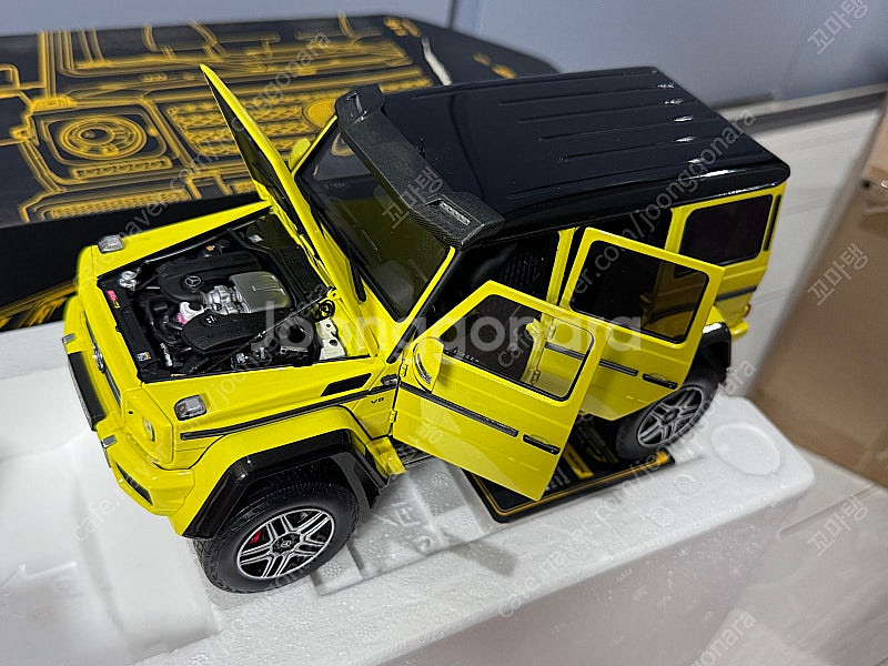 1:18 올모스트리얼 G500 4x4 풀오픈 다이캐스트...--0