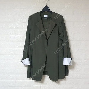 구호 KUHO 카키 자켓 사이즈 160