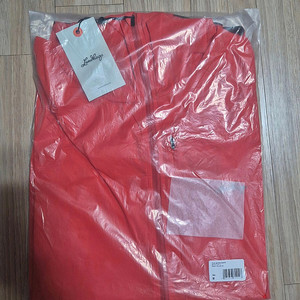 룬닥스 티베드 기능성 등산 점퍼. M사이즈. 새제품. Lively Red 색
