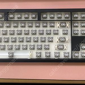 아콘 AK74 회목축 (키캡제외) 택포 3.5만 팝니다.