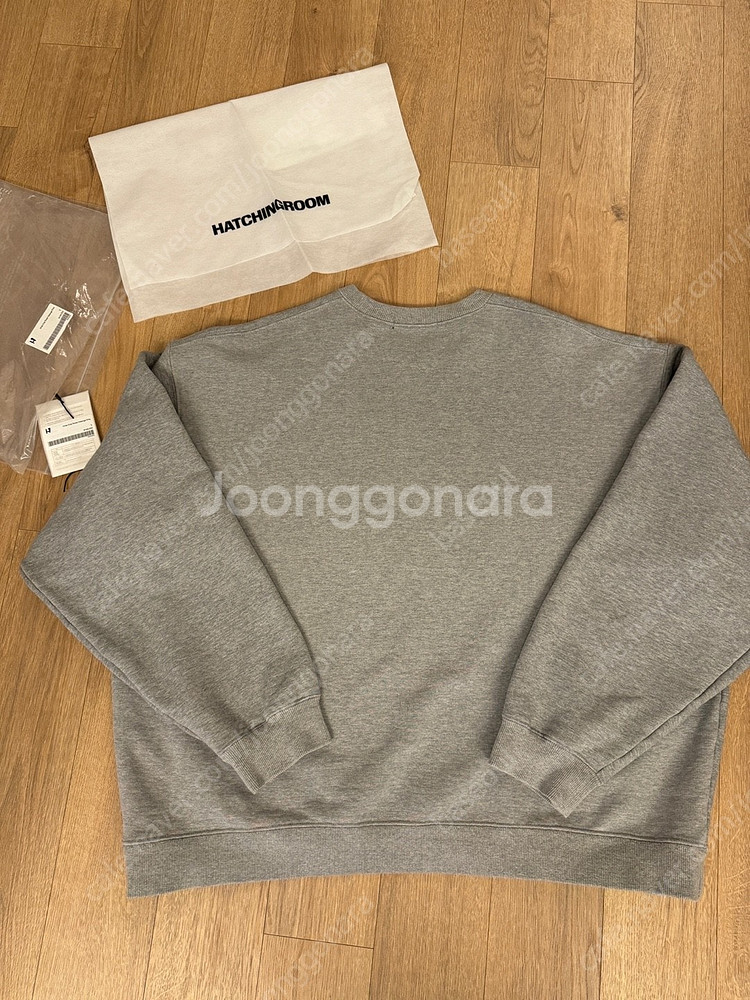 해칭룸 Wide Crop SweatShirt Melan...--6