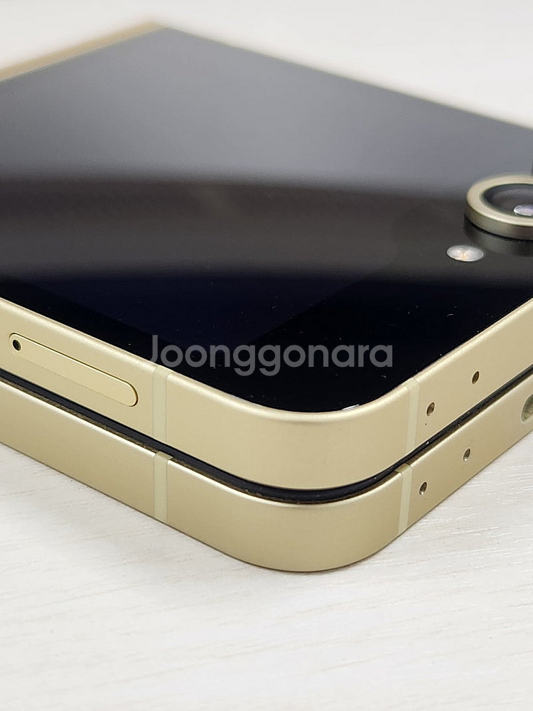 갤럭시Z플립6 옐로우 256용량 미파손 무잔상새상품컨디션 초S급 선물용 추천 52만 판매해요--7