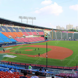 9/12(금) 엘지vsNC 1루 오렌지석 2연석(통로석)