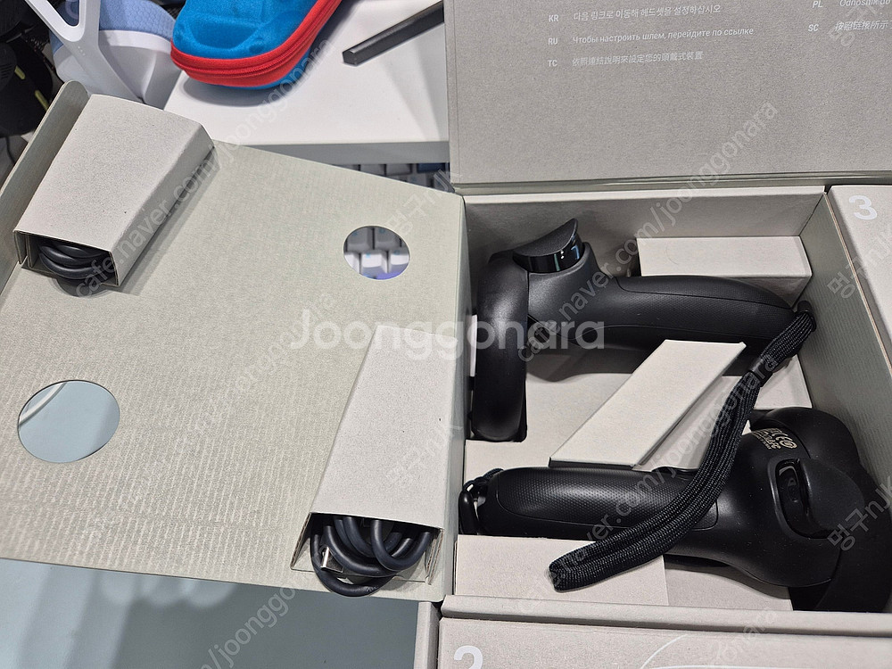 HTC VIVE XR 엘리트 디럭스 + 배터리크래들 판...--2