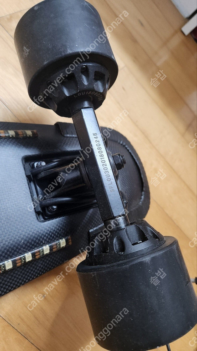 LOU board 3.0 듀얼 모터 전동보드 팝니다.--5