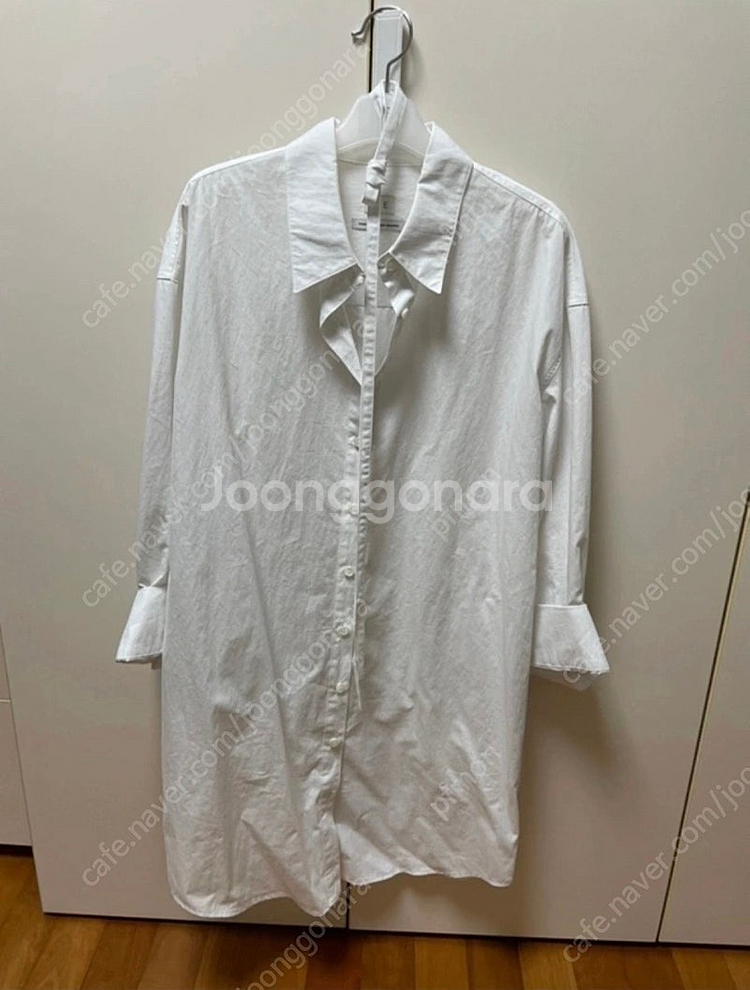 시에 sie 윈 커프스 디테일 셔츠드레스 화이트 새것--2