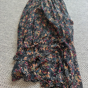 쉬폰 꽃무늬치마